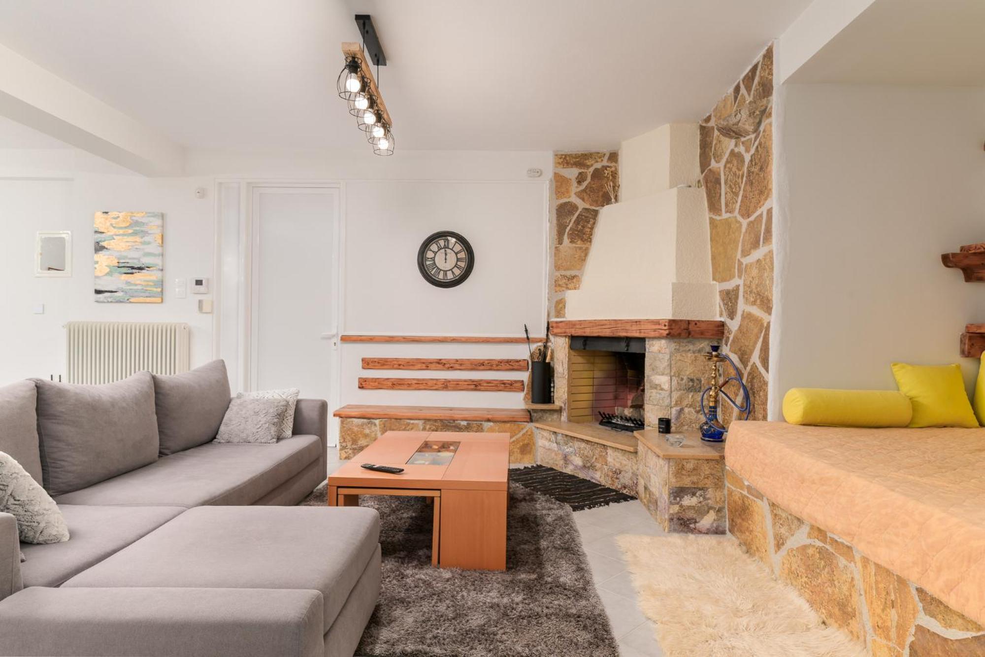 Domelia'S Luxury Apartments Near Airport & Beach Artemida  Zewnętrze zdjęcie